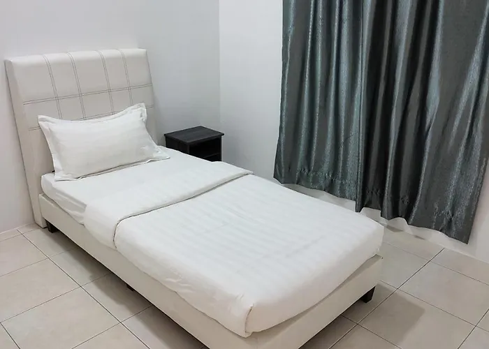 Malim Nawar Holiday House