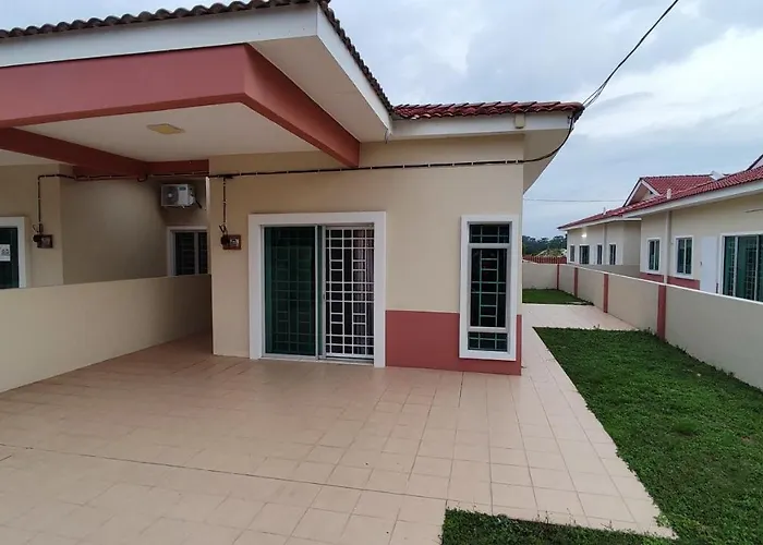Malim Nawar Holiday House